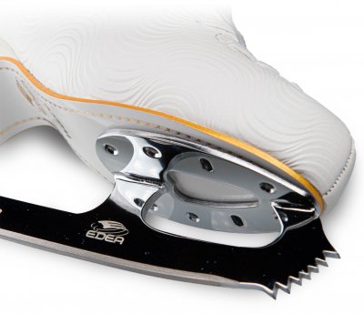 Edea Wave med Charme-skena, Ivory, C-bredd